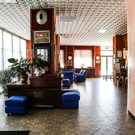 Cristallo Hotel 3*