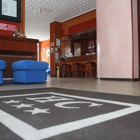 Hotel Cristallo 3*