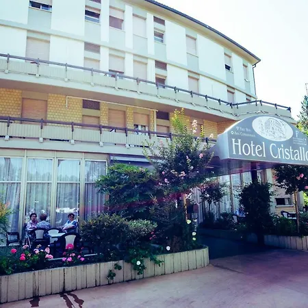 Hotel Cristallo 3*