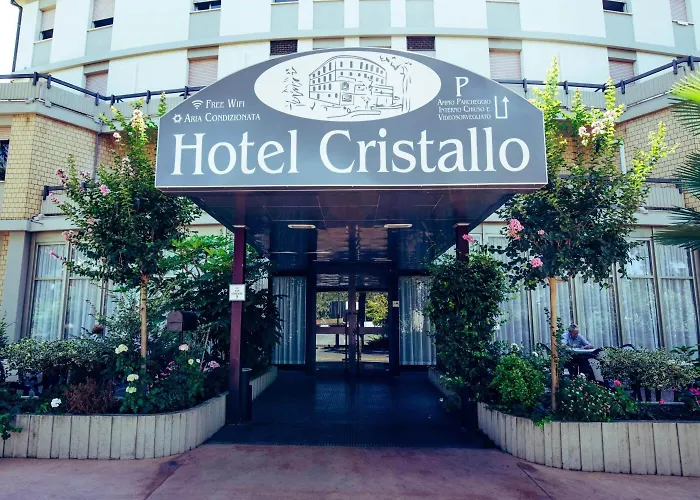 Cristallo מלון ריולו טרמה